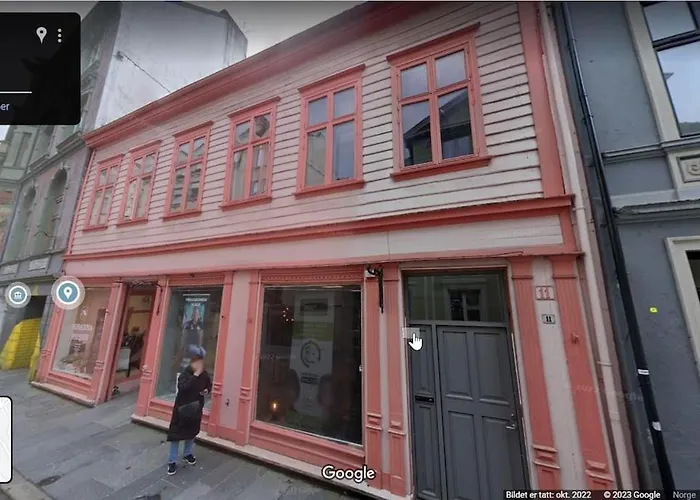 Spacious, 1 Minute From Bryggen! Apartment